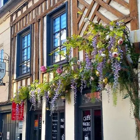 Holiday home Chez Catherine & Ludovic *